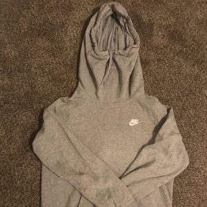 Nike hooded sweatshirt with pocket